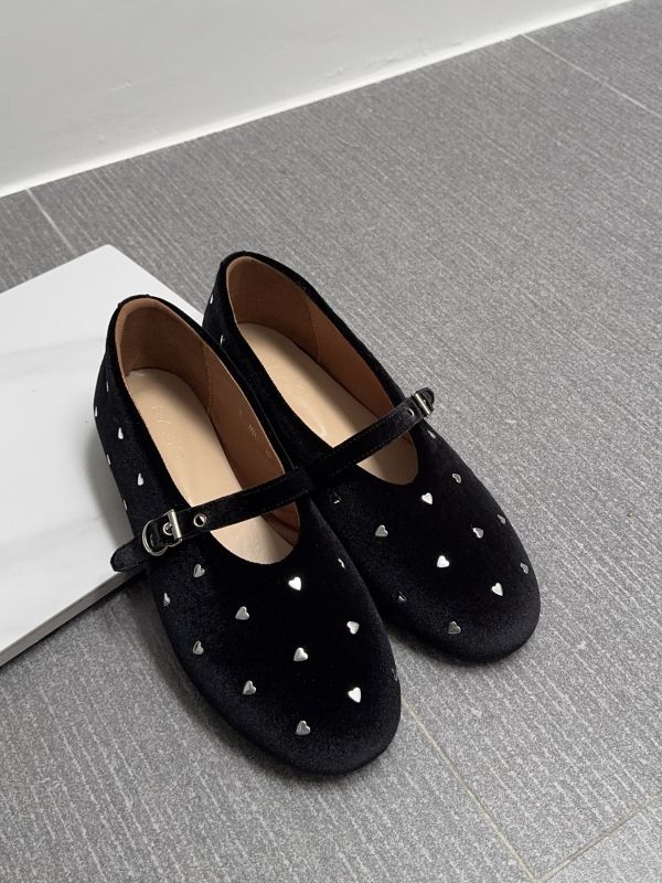 滿滿小愛心絨面瑪莉珍鞋 