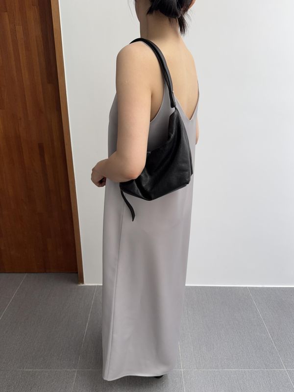 細肩氣質緞面ops 