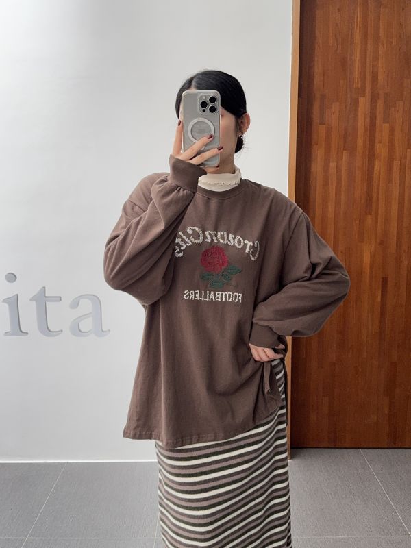 刺繡玫瑰休閒長T 