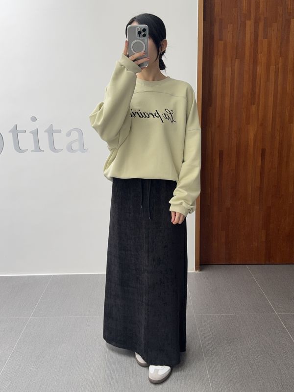 \\現貨//低調絨面修身長裙 