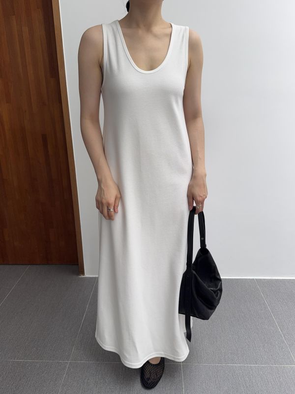 百搭U領背心連身裙 