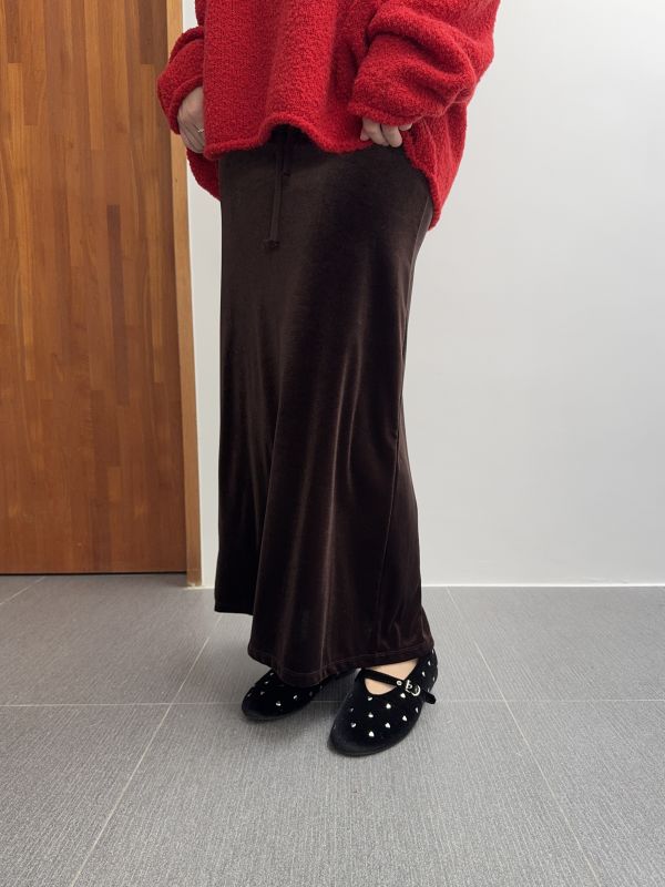 低調質感絨面長裙 