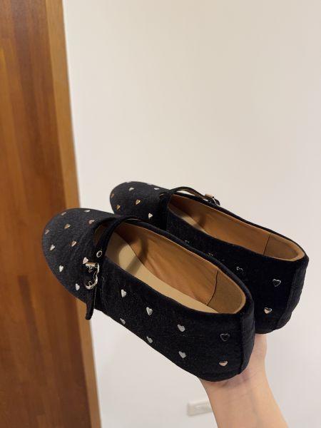 滿滿小愛心絨面瑪莉珍鞋 