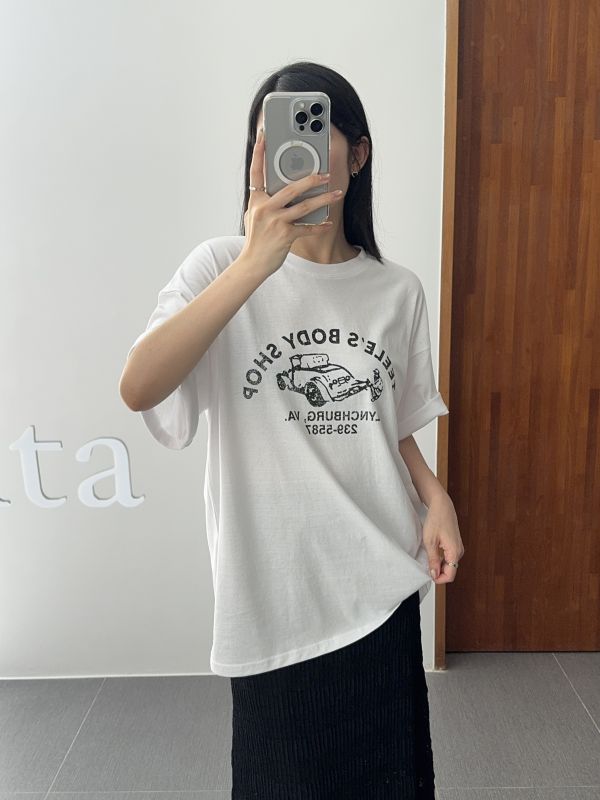 /現貨/簡約線條寬鬆短T 