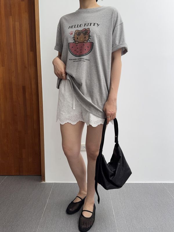 烤焦hello kitty短 
