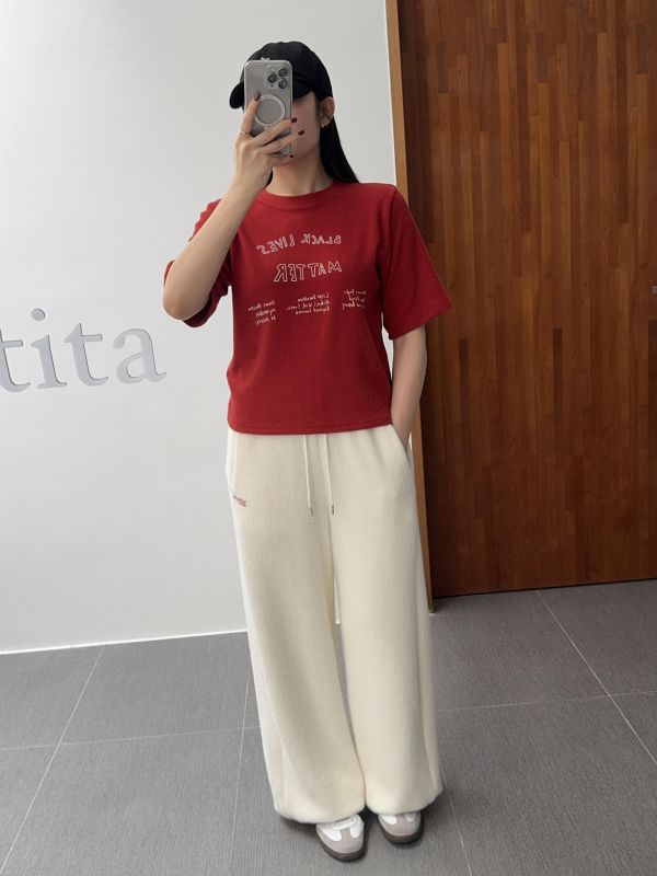 /現貨/可愛Q彈柔軟短T 