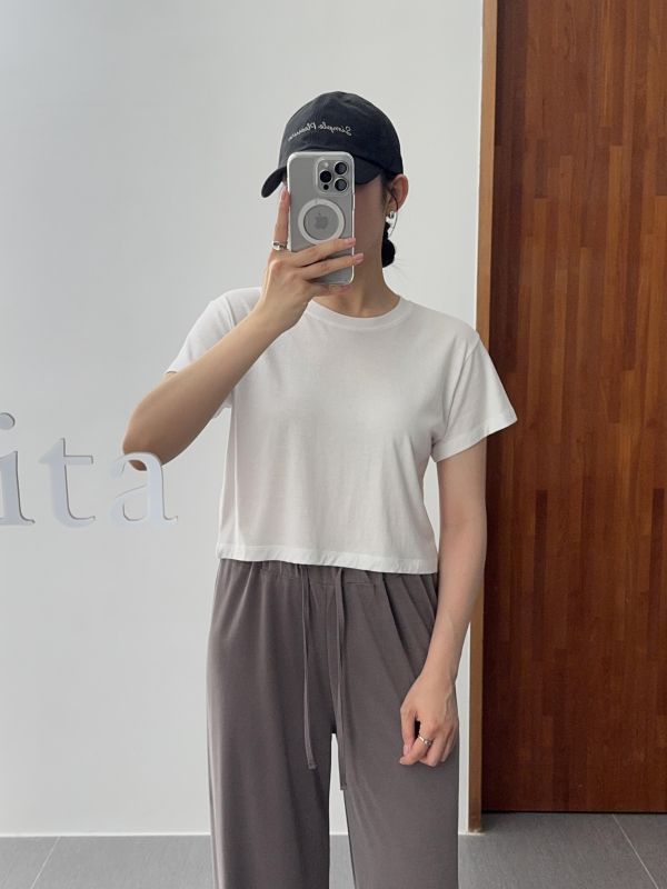 超舒服基本小短版T 