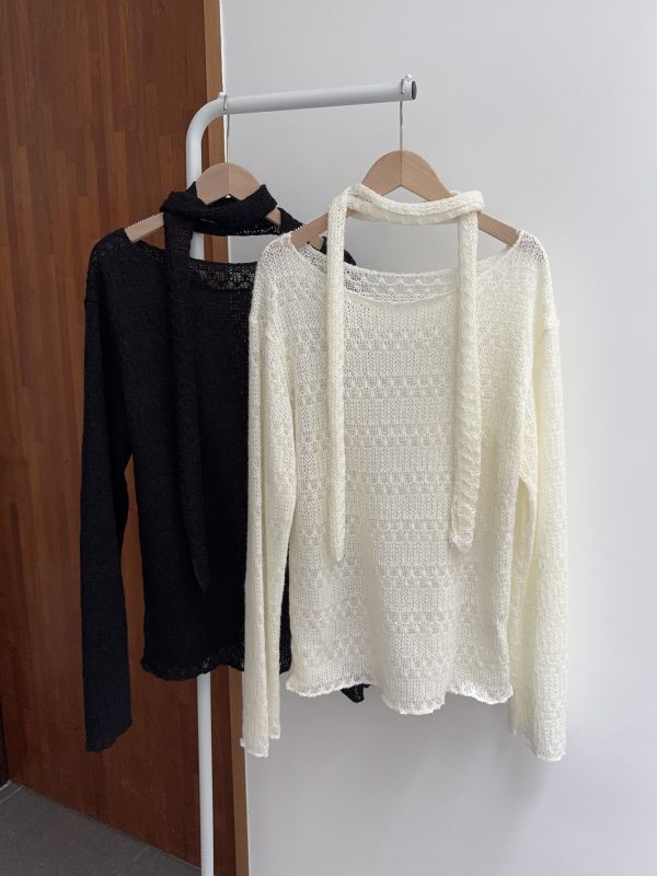 優雅小圍巾簍空針織衣 