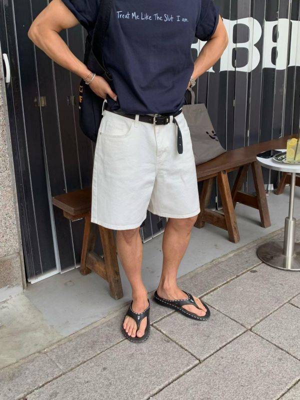 (男裝)百搭純白牛仔短褲 