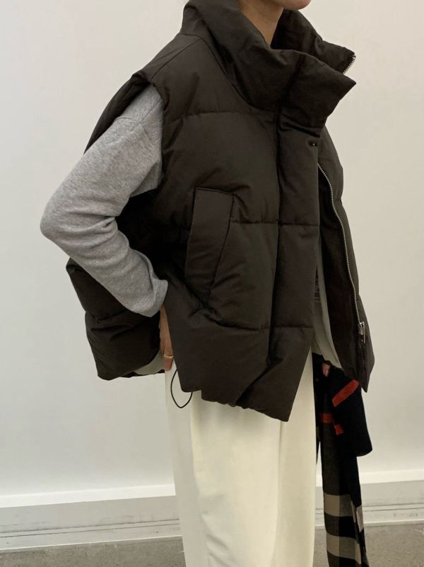 澎鬆感休閒鴨絨背心 