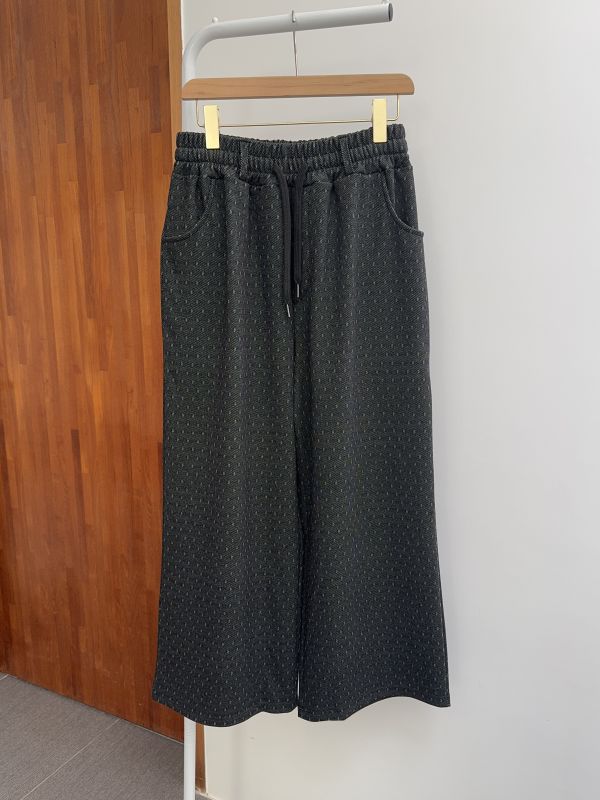 低調小點點寬休閒褲 