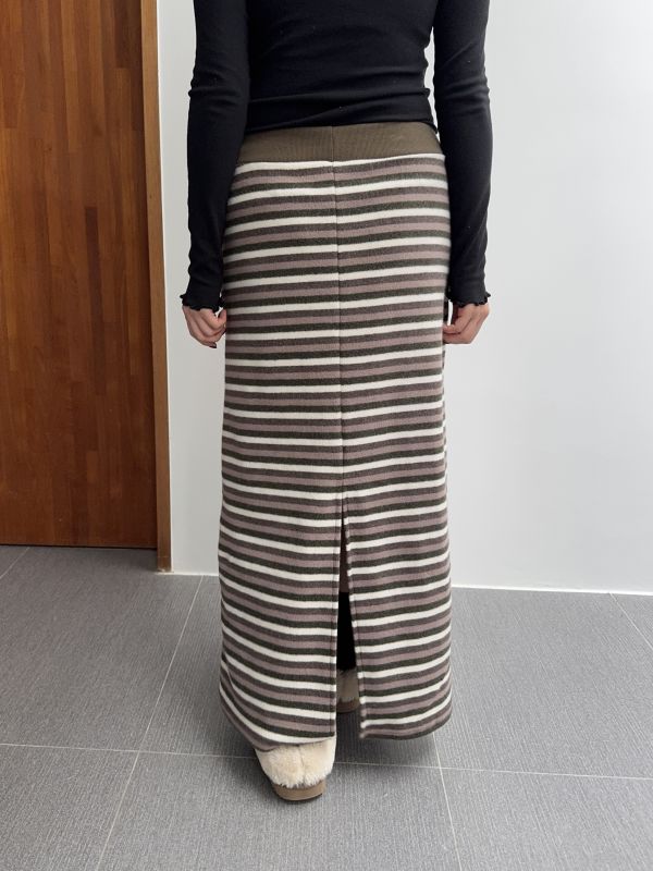 撞色條紋毛毛舒服裙 