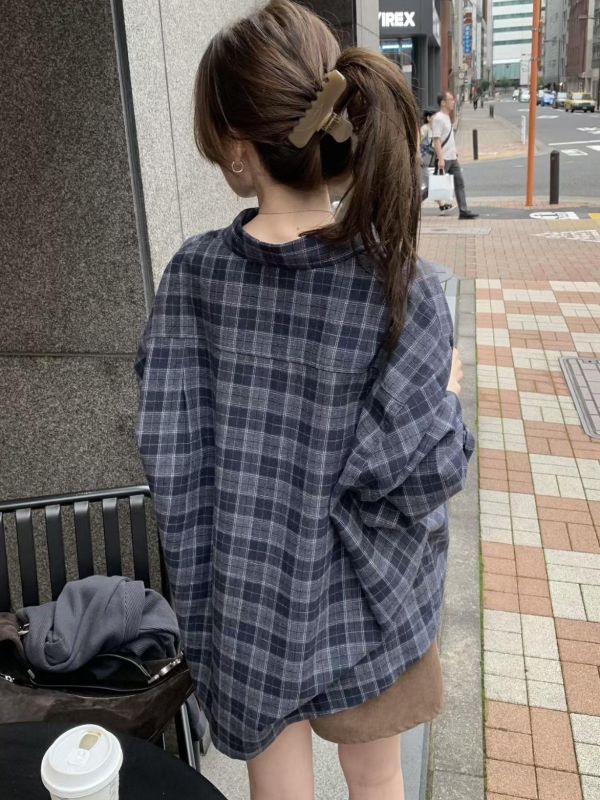 耐看藍色系格紋襯衫 