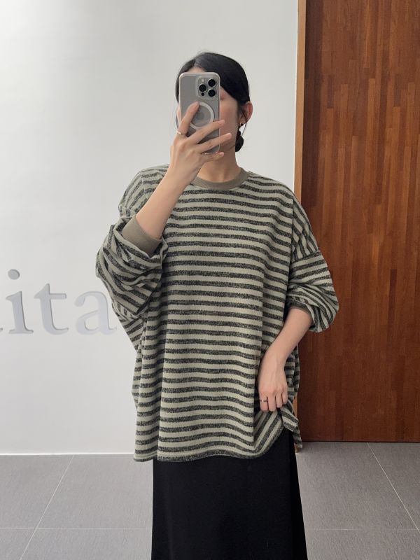 最喜歡的休閒寬鬆條紋T 