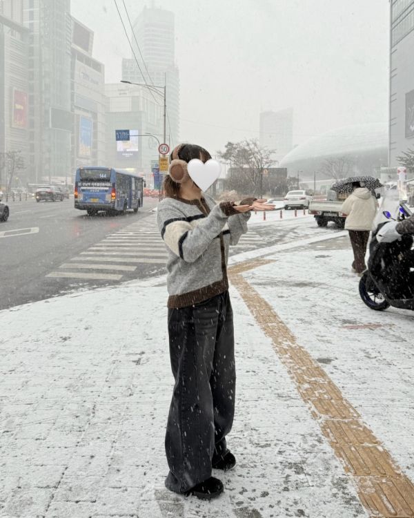 淺刷色率性寬牛仔S-XL 