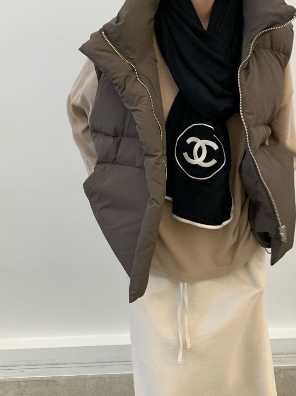 簡約腰壓線鴨絨背心 