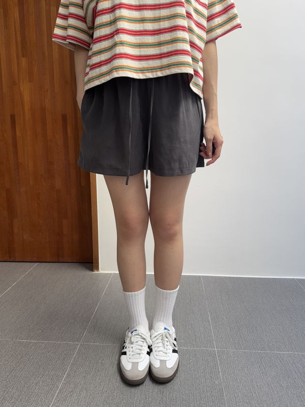 夏日休閒蜜桃絨短褲 