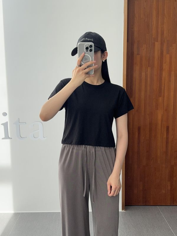 超舒服基本小短版T 