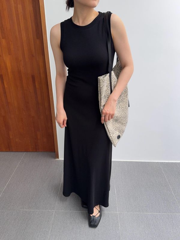 好身材素面背心ops 