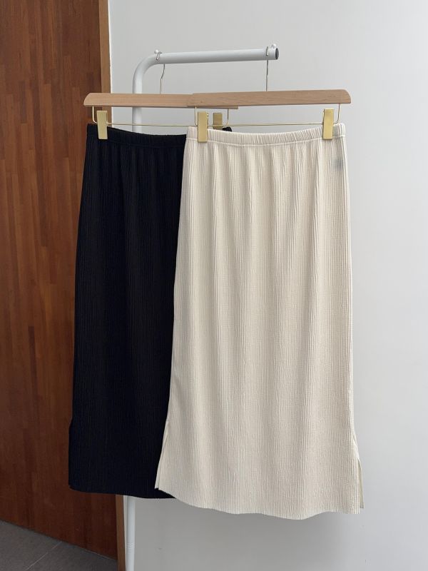 坑紋兩側開岔百搭裙 