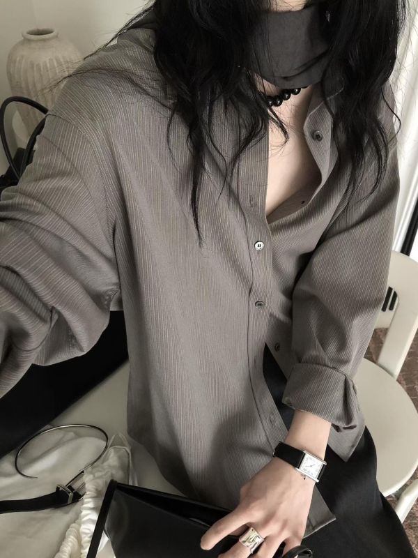質感細細直紋襯衫 