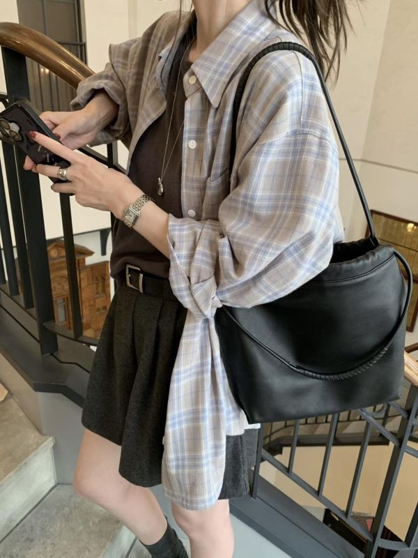 耐看藍色系格紋襯衫 