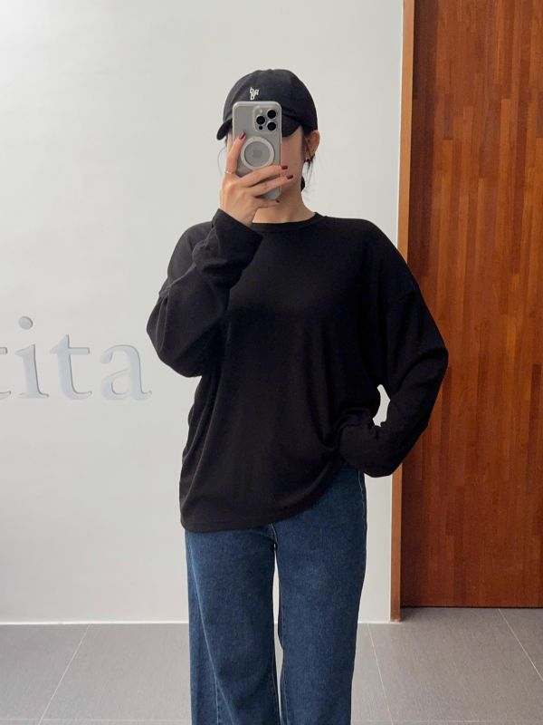 /現貨/衣櫃必囤素面黑白T 