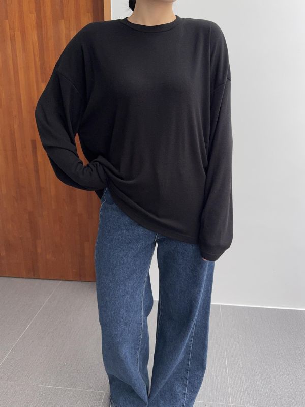 /現貨/衣櫃必囤素面黑白T 