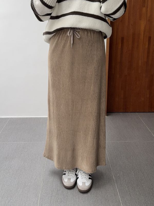 細緻絨面皺皺紋綁繩裙 