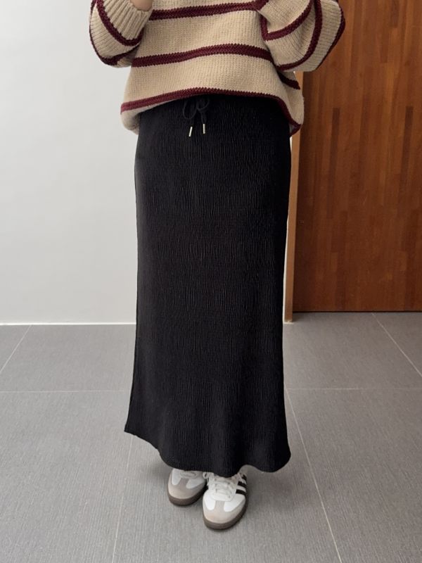 細緻絨面皺皺紋綁繩裙 