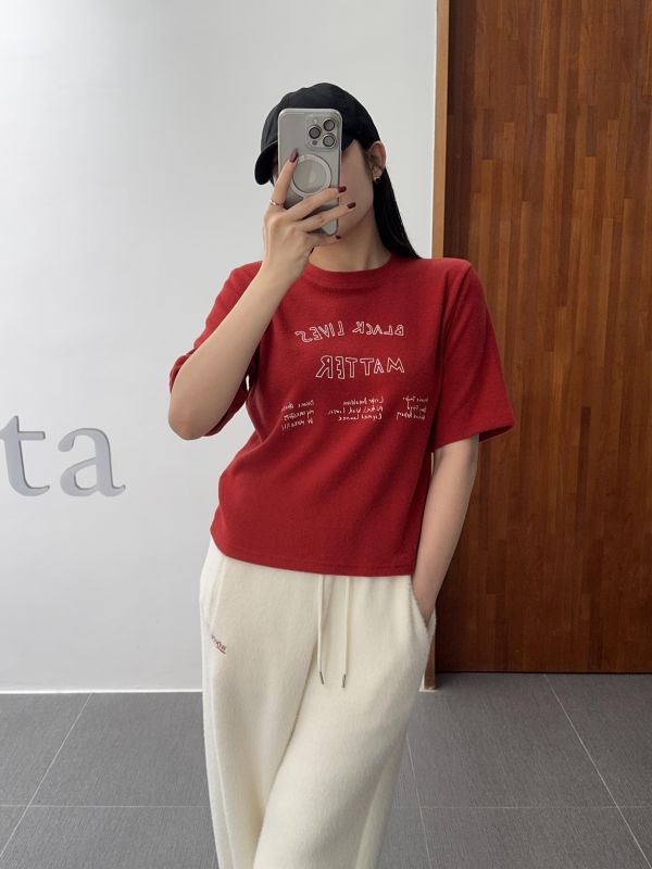 /現貨/可愛Q彈柔軟短T 