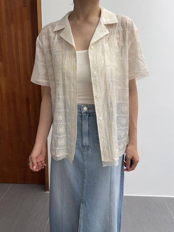 絕美細節刺繡花短襯衫 