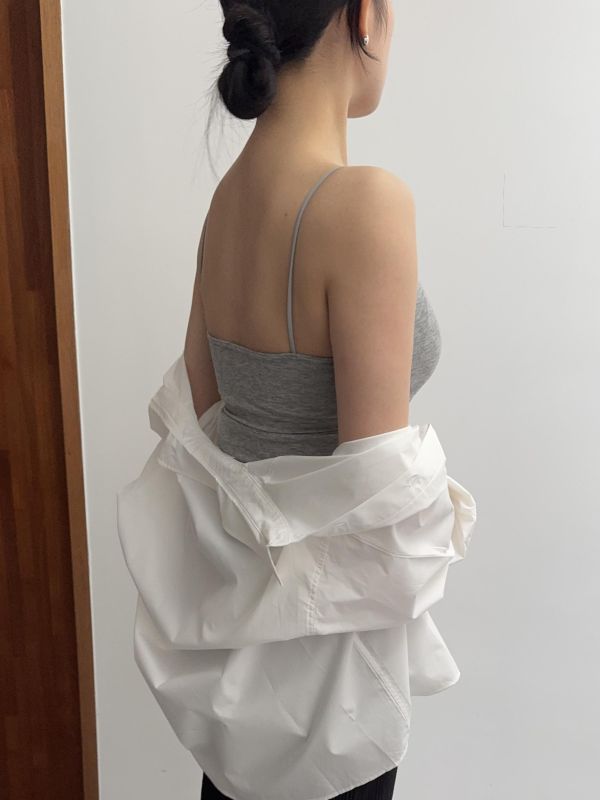 必備的那件bra top 