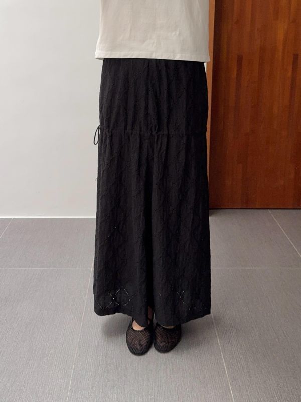 低調花花紋側綁繩裙 