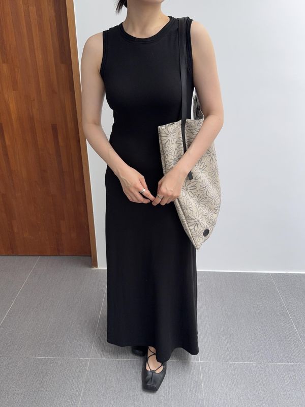 好身材素面背心ops 