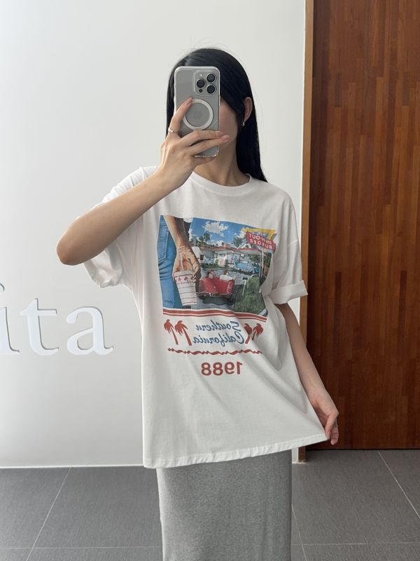 In n out圖寬鬆短T 