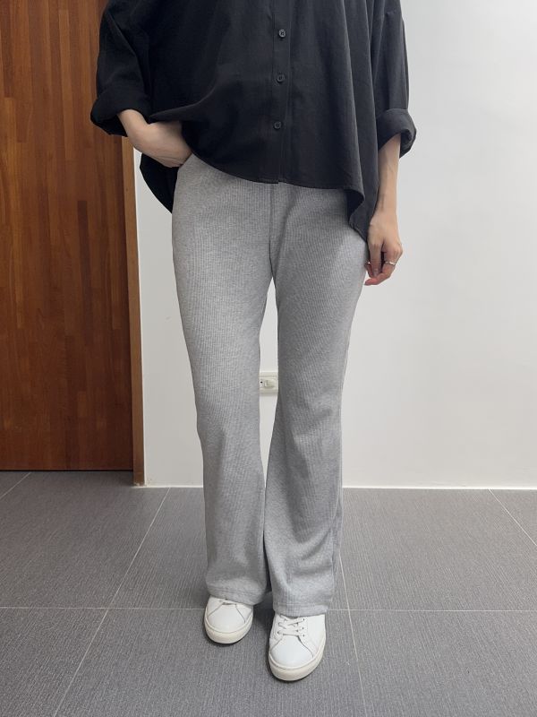 日常修身微喇叭舒服褲 