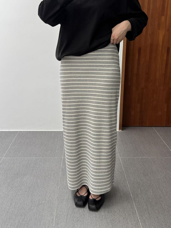 耐看休閒條紋長裙 
