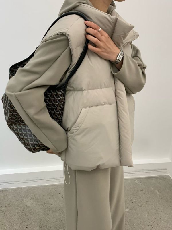 簡約腰壓線鴨絨背心 