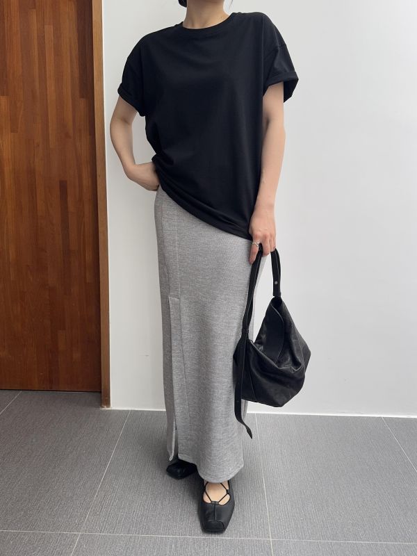 低調質感側開岔長裙 