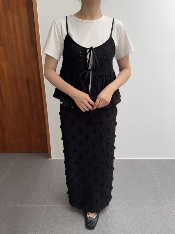 可愛雕花外搭小背心 