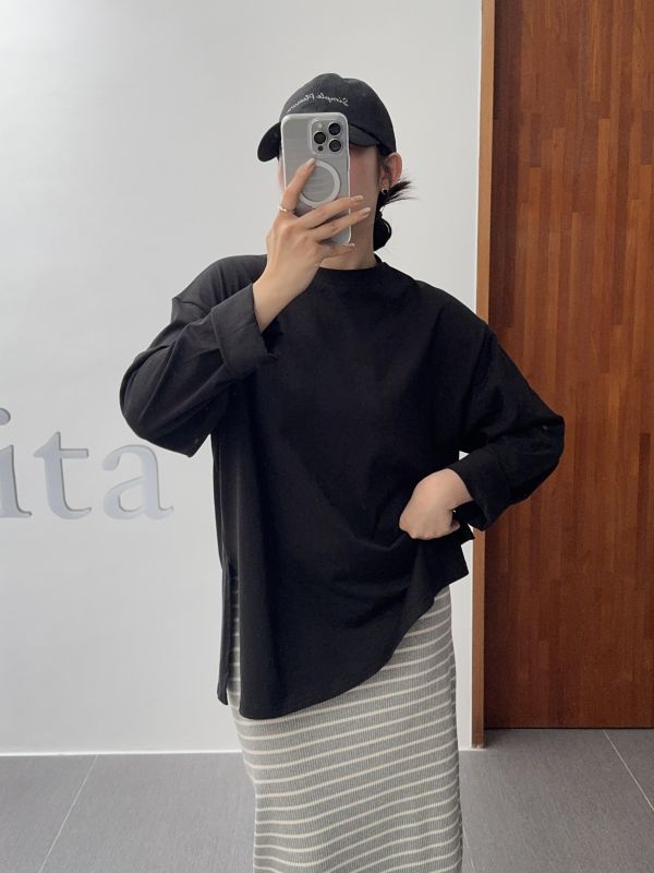 必備側開岔素面長T 