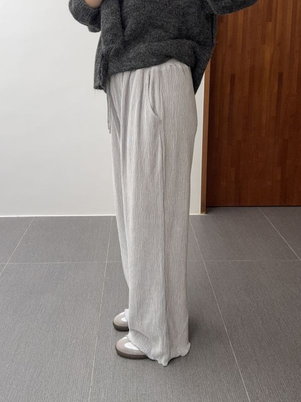 /現貨/冬天的絨面修身皺皺褲 