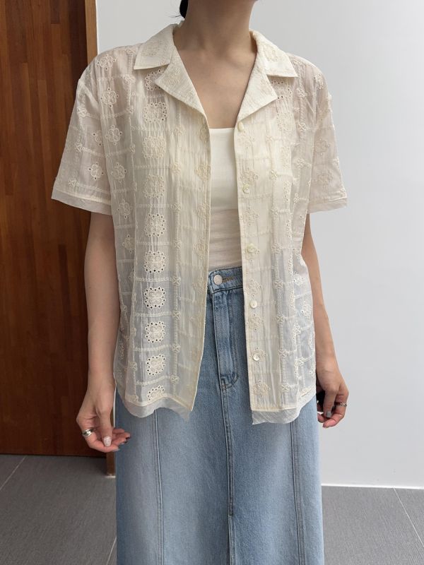 絕美細節刺繡花短襯衫 
