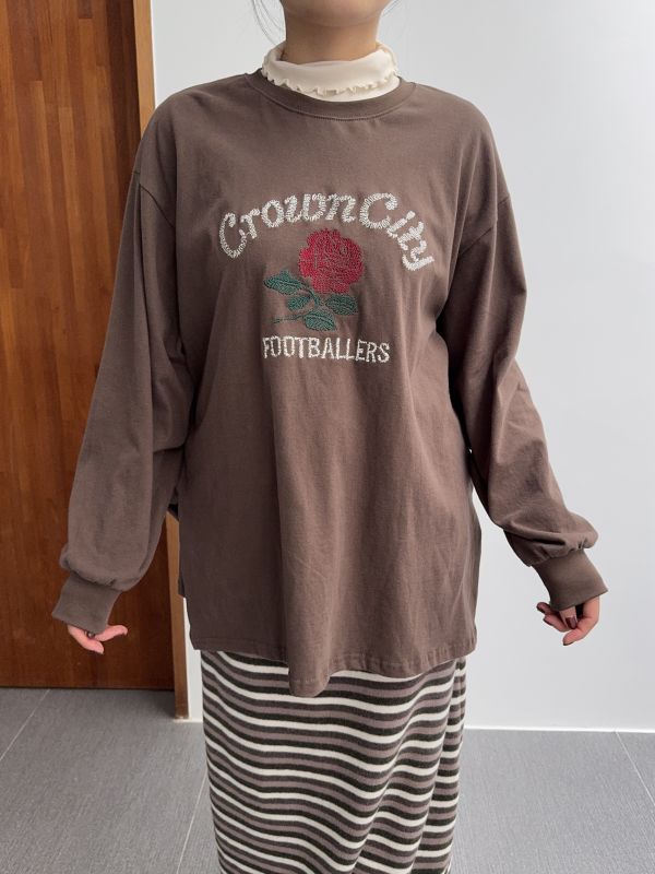 刺繡玫瑰休閒長T 