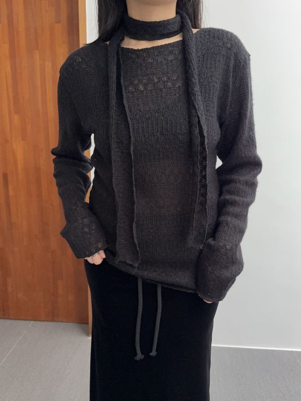 優雅小圍巾簍空針織衣 