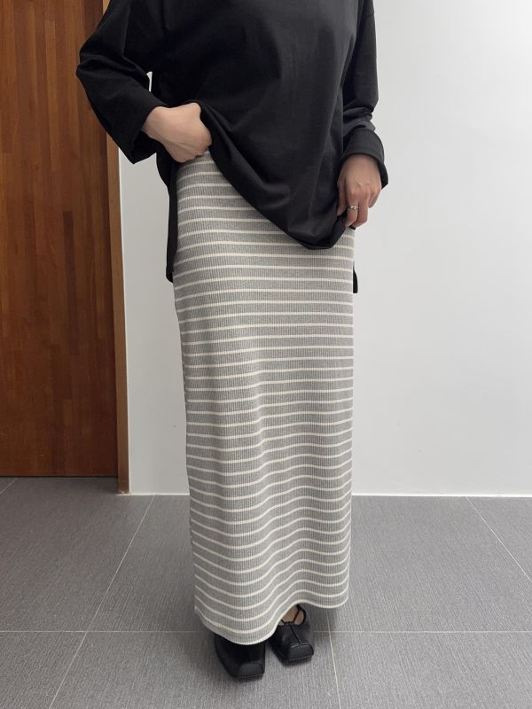 耐看休閒條紋長裙 