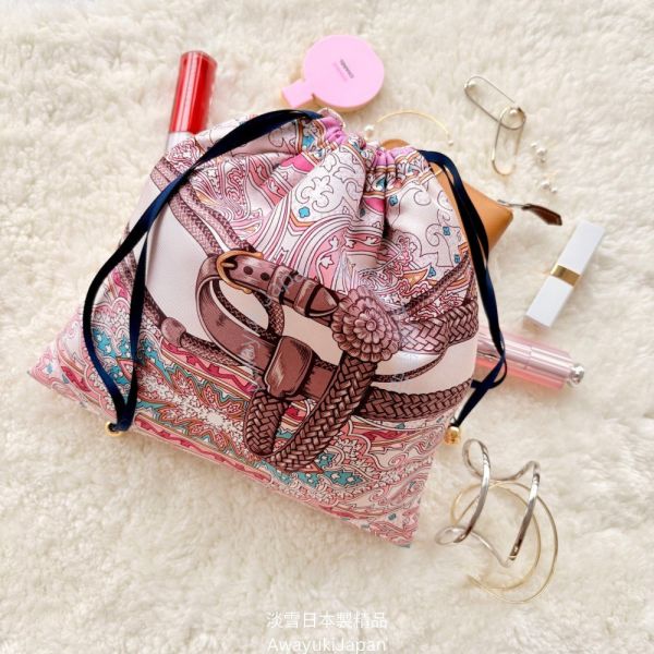 日本製 絲巾包_巴黎花綻 Fleur de Soie 日本絲巾 9090 絲巾 3way包包 多功能斜背包
男背包
日本製鞋背包
日本製男包
出國旅遊
出差旅遊包
機能公事包
型男必備
多功能包
日本型男
父親節禮物
帥氣
lexus
benz
bmw
tesla
日本代購
日本製代購
日本製珍珠項鍊
日本製珍珠手鍊
akoya珍珠
日本製
高品質
安心安全
安心安全日本製
貴婦
輕奢
tasaki
mikimoto