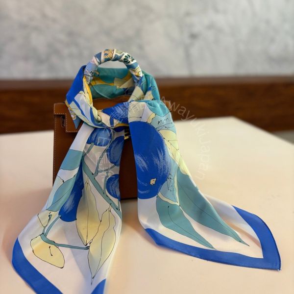 日本製 絲巾_地中海的夏日果園 Mediterranean Orchard d’Été-地中海藍色(88 × 88cm) 絲巾 方形絲巾 大方巾 日本絲巾 9090 披肩 絲巾
雙面圍巾
日本製絲巾
日本製圍巾
羊毛雙面圍巾
羊毛圍巾
一條抵兩條
保暖圍巾
克什米爾
silkscarf
scarf
hermesscarf
cashmere
日本代購
日本製代購
RectoVersomuffler
muffler
hermesmuffler
winteriscoming
甜美小姊姊風
氣質優雅女孩風
可甜可鹹
日本製
高品