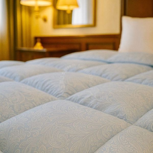 英國產羽絨 White Duck Down 日本製羽絨被-霧光淺藍 Misty Glacier Blue（淺灰藍） 英國羽絨85%・0.4kg・可水洗（150×210cm） J-TAS認證 日本製精品
日本製羽絨被
冬季保暖必備
日本羽絨被
可機洗羽絨被
0.3公斤羽絨被
頂級羽絨被
舒適睡眠關鍵
高品質居家用品
輕盈保暖
羽絨被
冬季居家好物
抗菌防臭設計
抗菌防蟎羽絨被
防蟎羽絨被
溫暖過冬神器
羽絨被推薦
極致日本工藝
高CP值羽絨被
睡眠質量提升
羅曼史小衫
東京西川
西川
頂級棉被
頂級羽絨被
四季皆宜羽絨被
日本代購